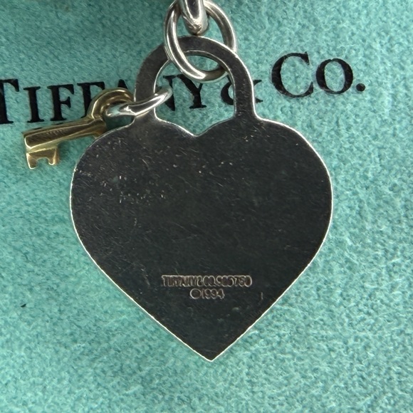 Tiffany & Co Necklace Heart Lock Key 18K Yellow Gold Yellow Gold Silver 925 - Picture 8 of 9